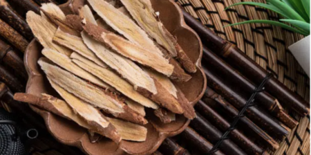 Astragalus